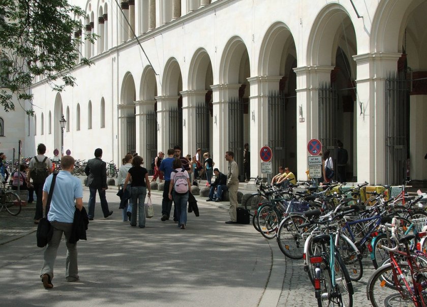 慕尼黑大学学院设置